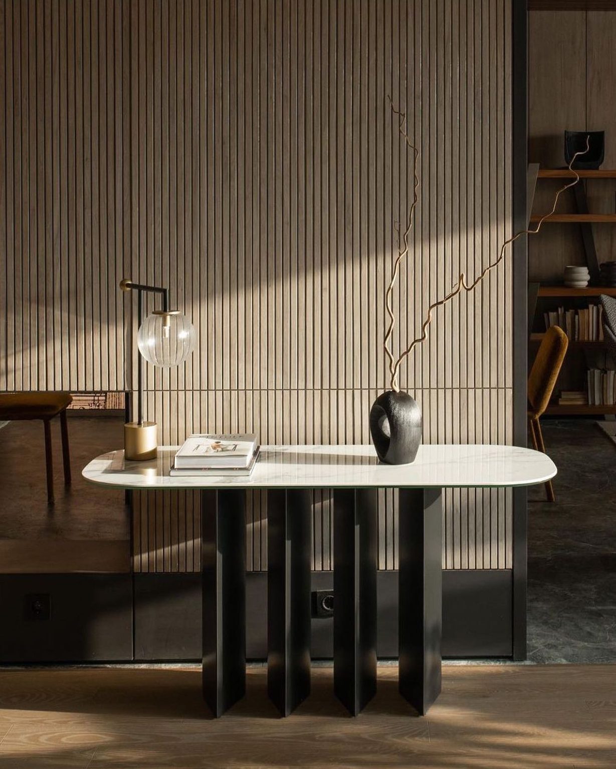 GEOMETRIC CONSOLE